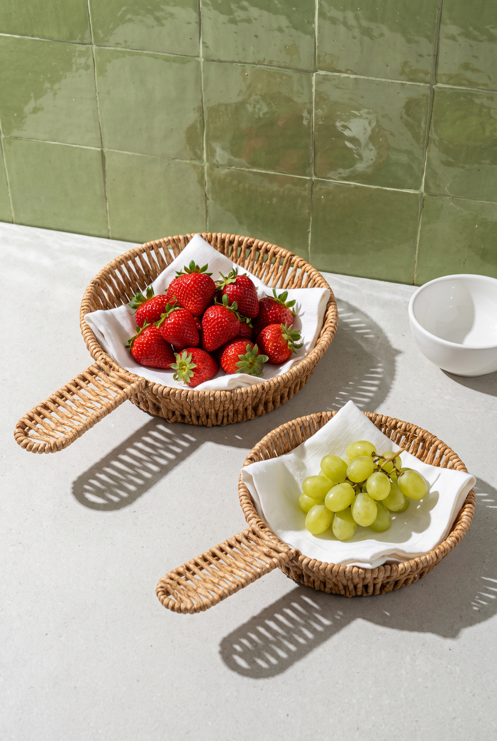 UZUN KULPLU RATTAN TEPSİ SETİ